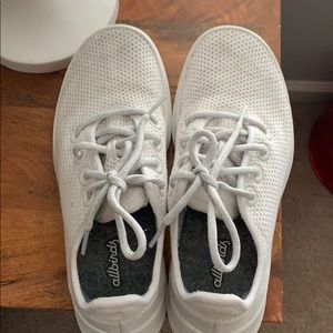 Women’s allbirds Tree Runner sneakers